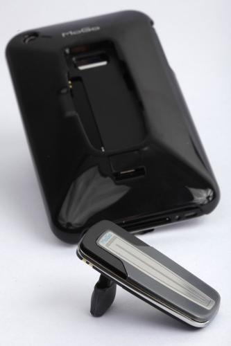 Accessories to jazz up mobile phones  