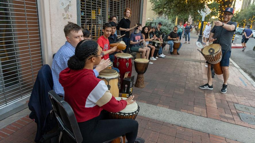 U of A program prescribes art, culture to combat student loneliness