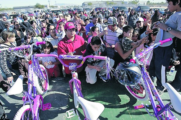 Cuatro décadas dando alegría a los niños   