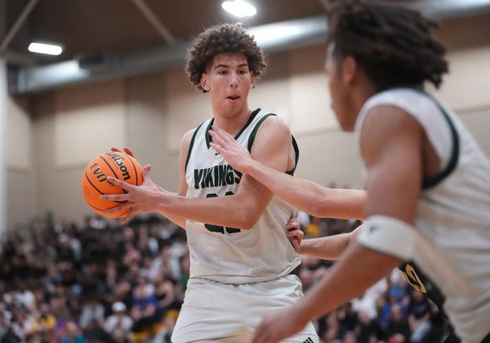 Sunnyslope Vikings center Darius Wabbington (21) looks to pass the ball against the Basha Bears during their semifinal game at Chaparral High School in Scottsdale on March 4, 2026.