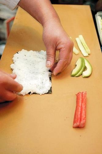Rita Ranch gets sushi place  