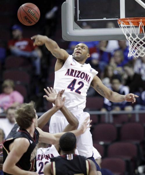 27 UA Basketball dsp4