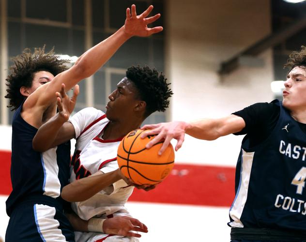 Tucson vs Casteel, boys basketball open division | Feb. 14, 2024