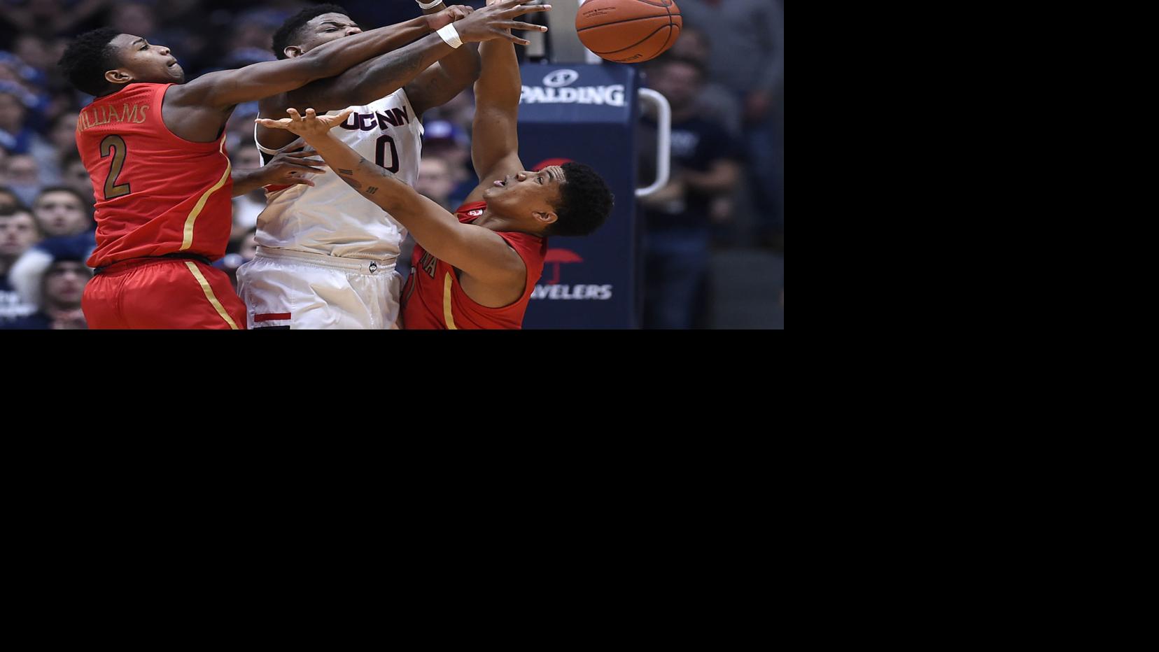 Seen And Heard From Uconn On Cheesy Eats Arizona S Road Stand