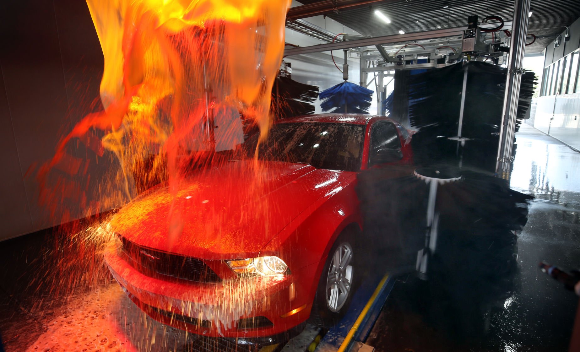 how much money does a tunnel car wash make