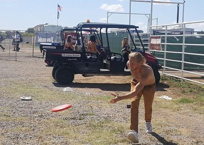 Country Thunder recess