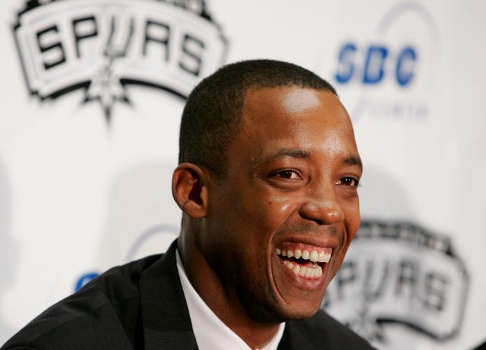 Sean Elliott's latest achievement: Earning UA degree after years of  procrastinating, persevering