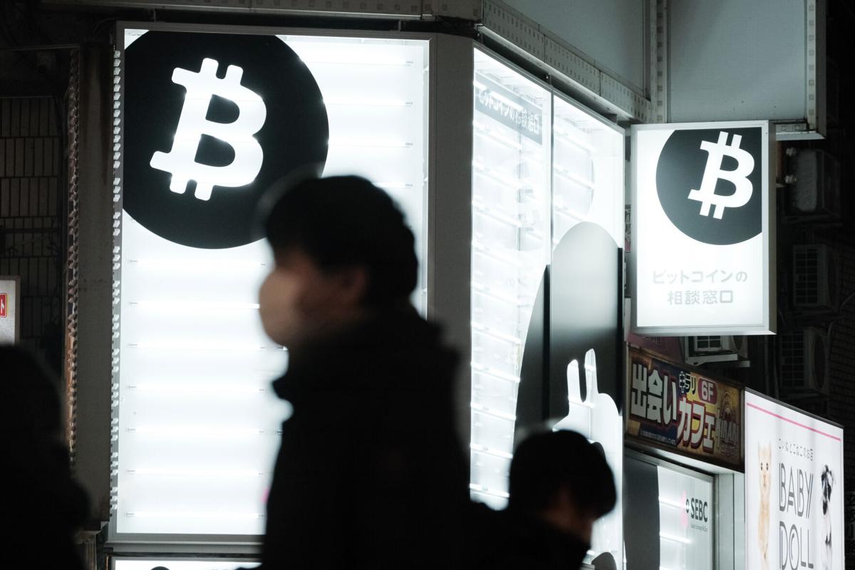 Bitcoin jumps back above $40,000 as Russians switch to crypto