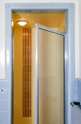 That '50s tile with style   