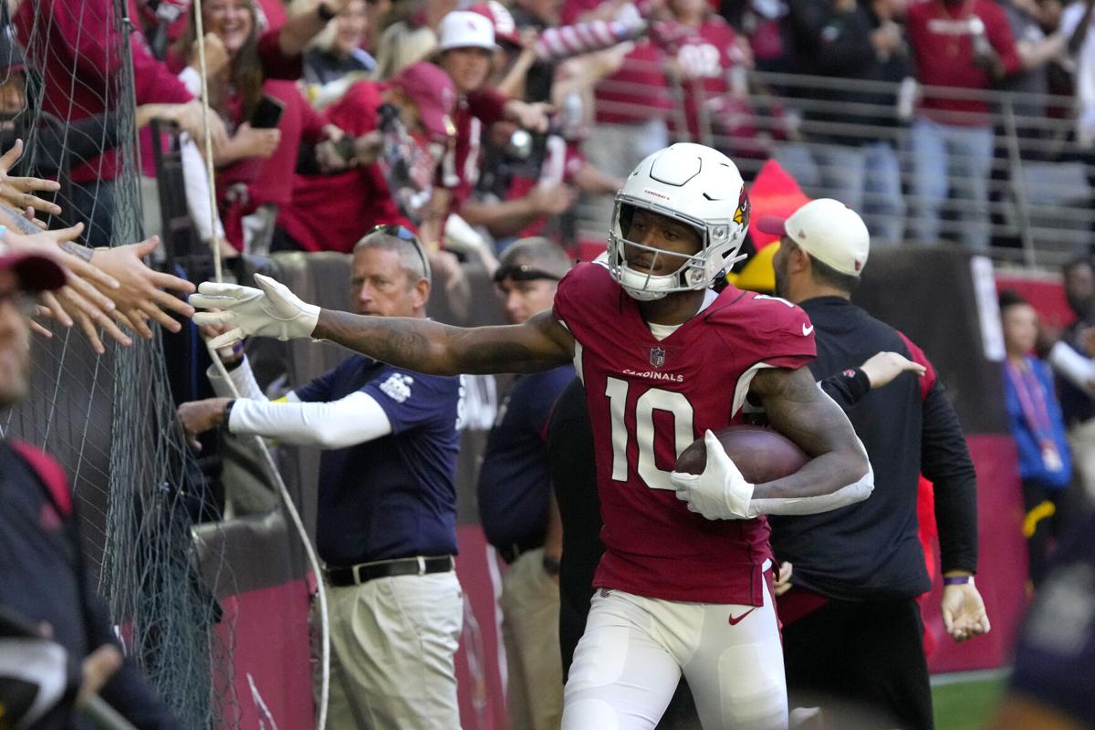 121222-tuc-spt-hopkins-p1