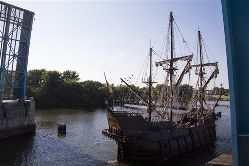 Replica Spanish galleon, Viking longboat in Michigan waters