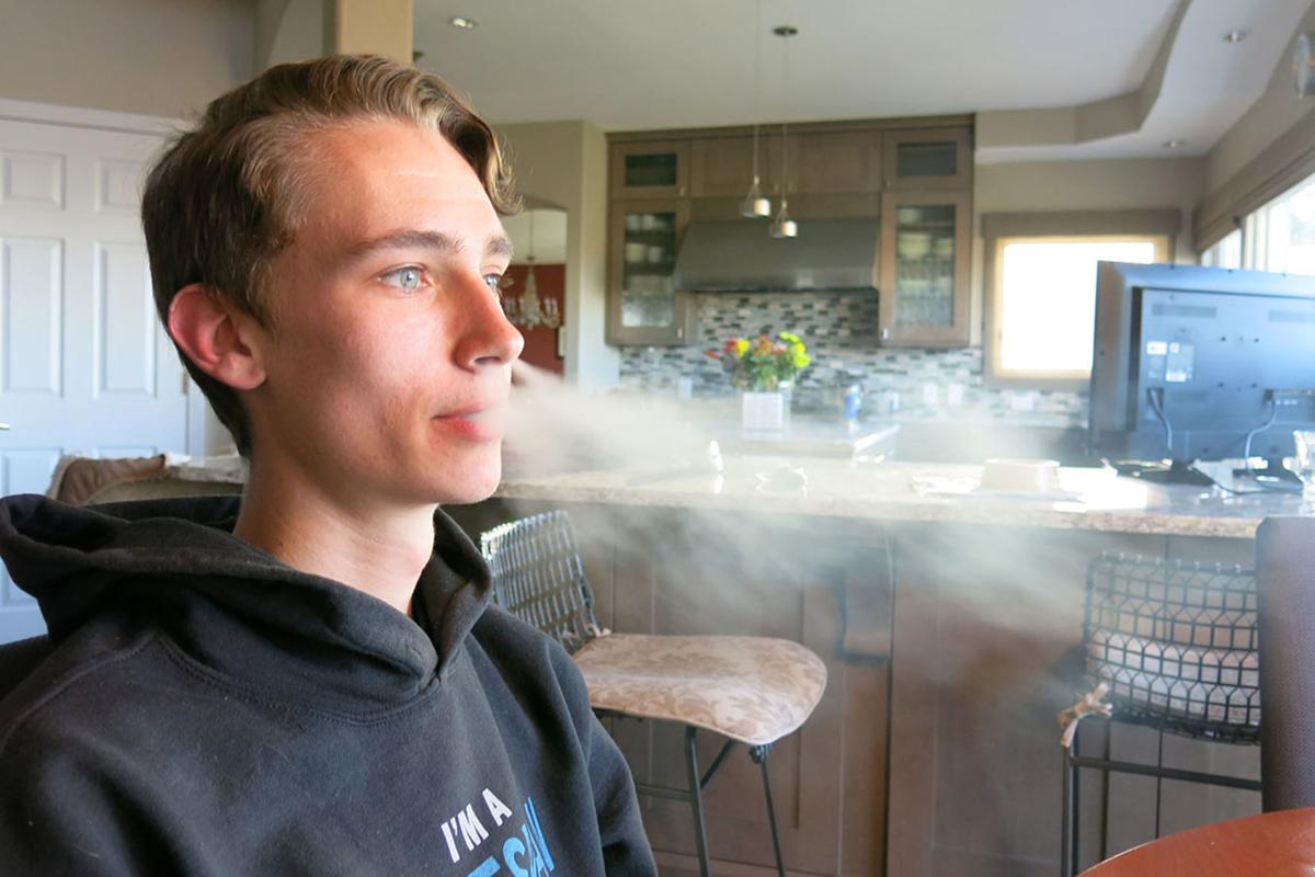 Minimum age to buy tobacco, e-cigarettes in Tucson could ...