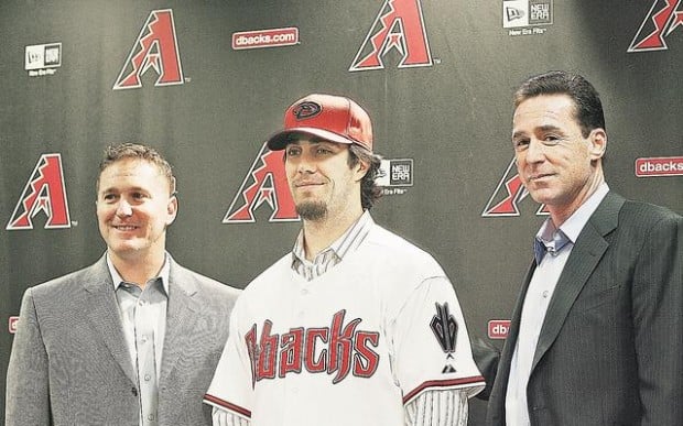 Los Diamondbacks hacen cambios a sus uniformes