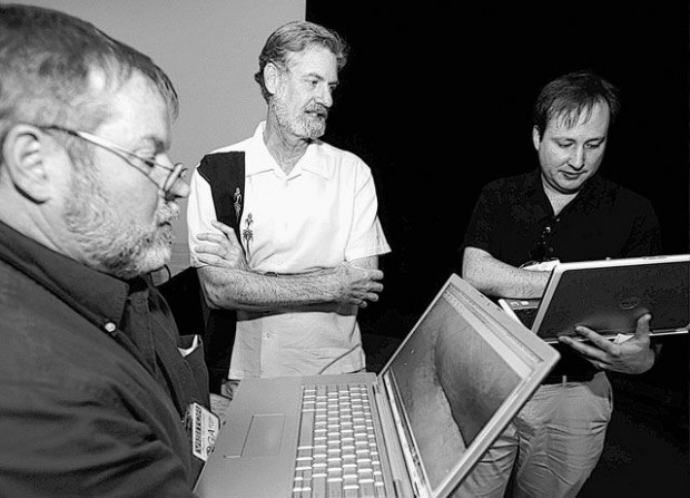 Glitch puts off experiments on Mars  