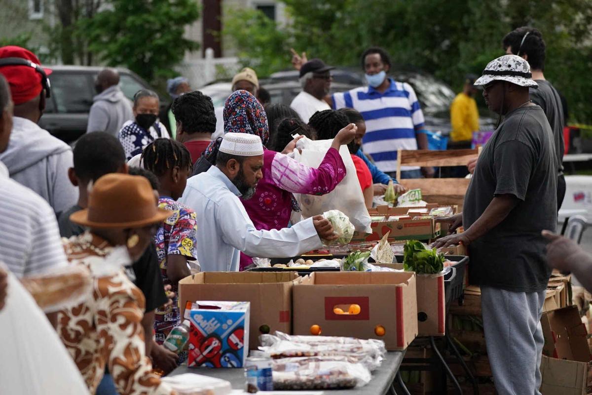 Four weeks later, fear and hope on Jefferson Avenue