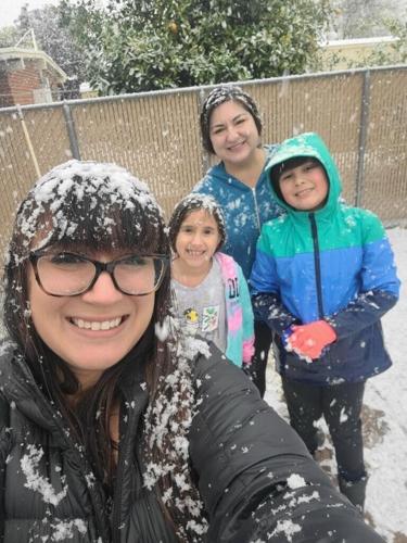 Las Mujeres de la Pandemia, Renee Quihuis LE