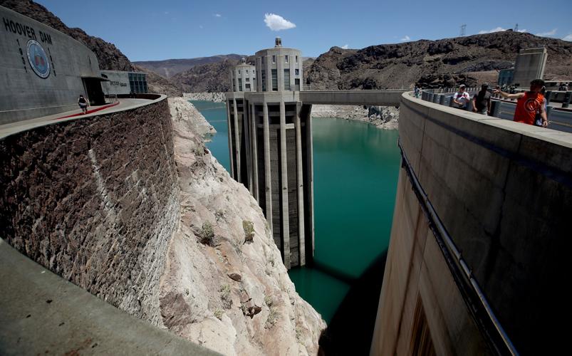 US-NEWS-COLORADORIVER-WARNINGS-4-LA