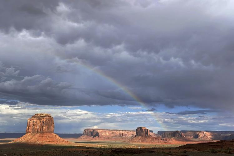 Summer rainy season brings relief, flooding to parched Southwest