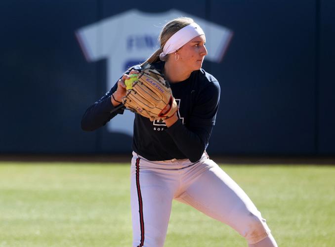 Arizona softball Tayler Biehl