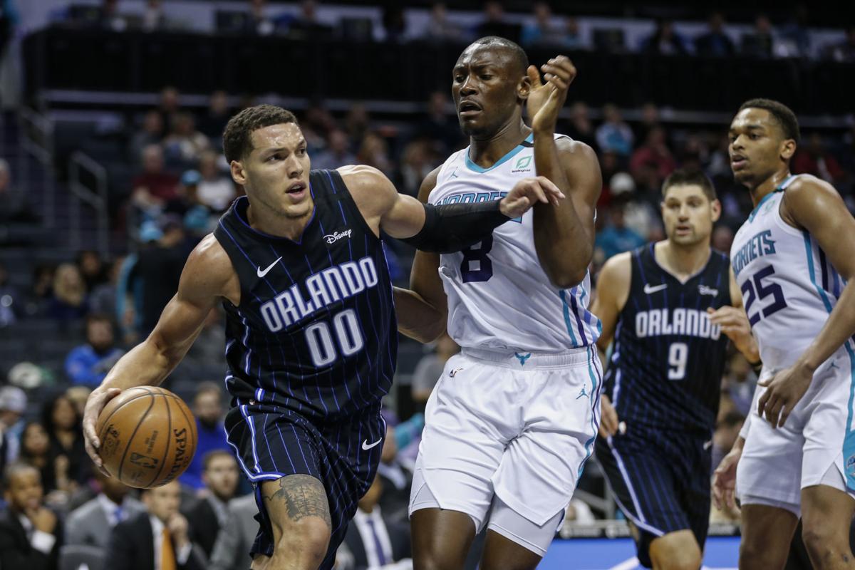 Forget The Dunk Contest Ex Wildcat Aaron Gordon Is Now A Shoe