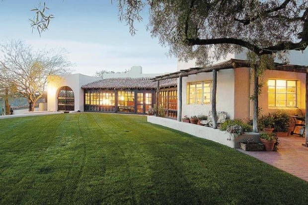 Late actor's Tucson home is no quick sale  