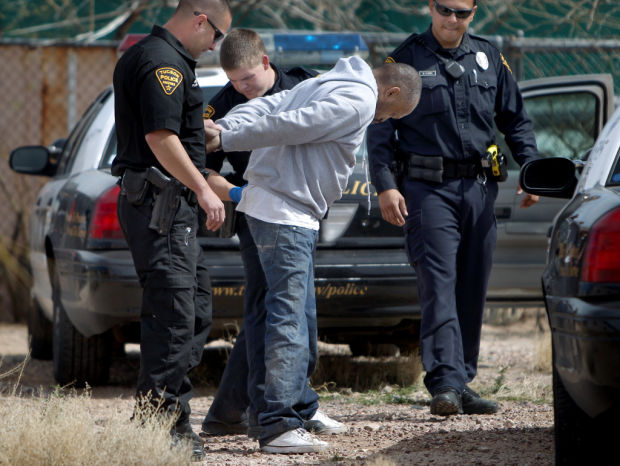 Tucson Police Identify 2 Bank Robbery Suspects Involved In Chase