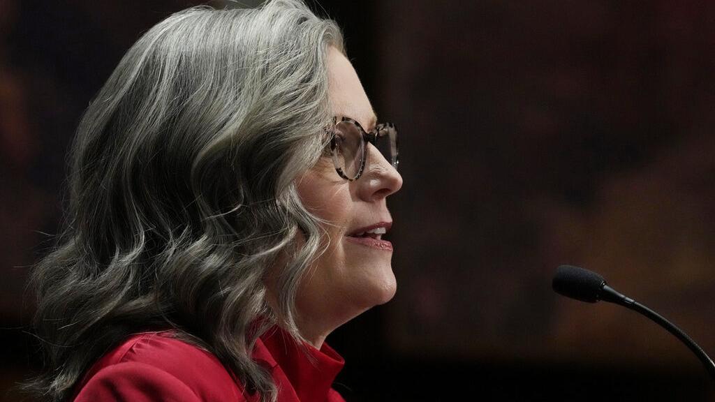 Hobbs vetoes 9 bills, including one telling hospitals to ask immigration status