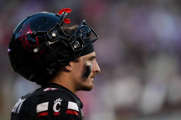 FOOTBALL-NCAA/