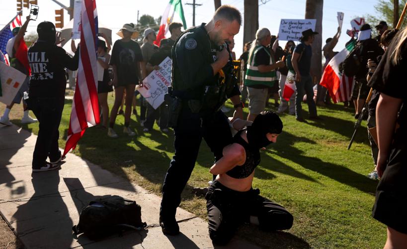 Tim Steller's column: In Tucson, police, protesters sustain peace despite differences