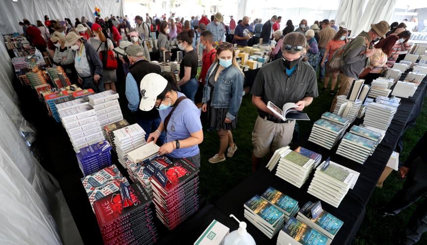 ¿Has ido al enorme Festival de los Libros de Tucsón? Te contamos cómo es