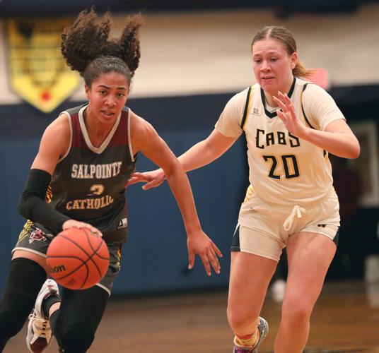 Salpointe at Flowing Wells high school girl's basketball (copy)