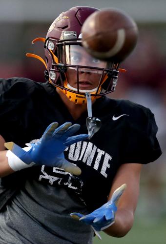 102519-spt-hsfb adv-p1.jpg