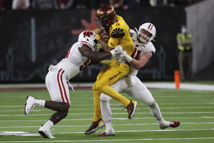 010522-tuc-spt-pac12hotline-p2