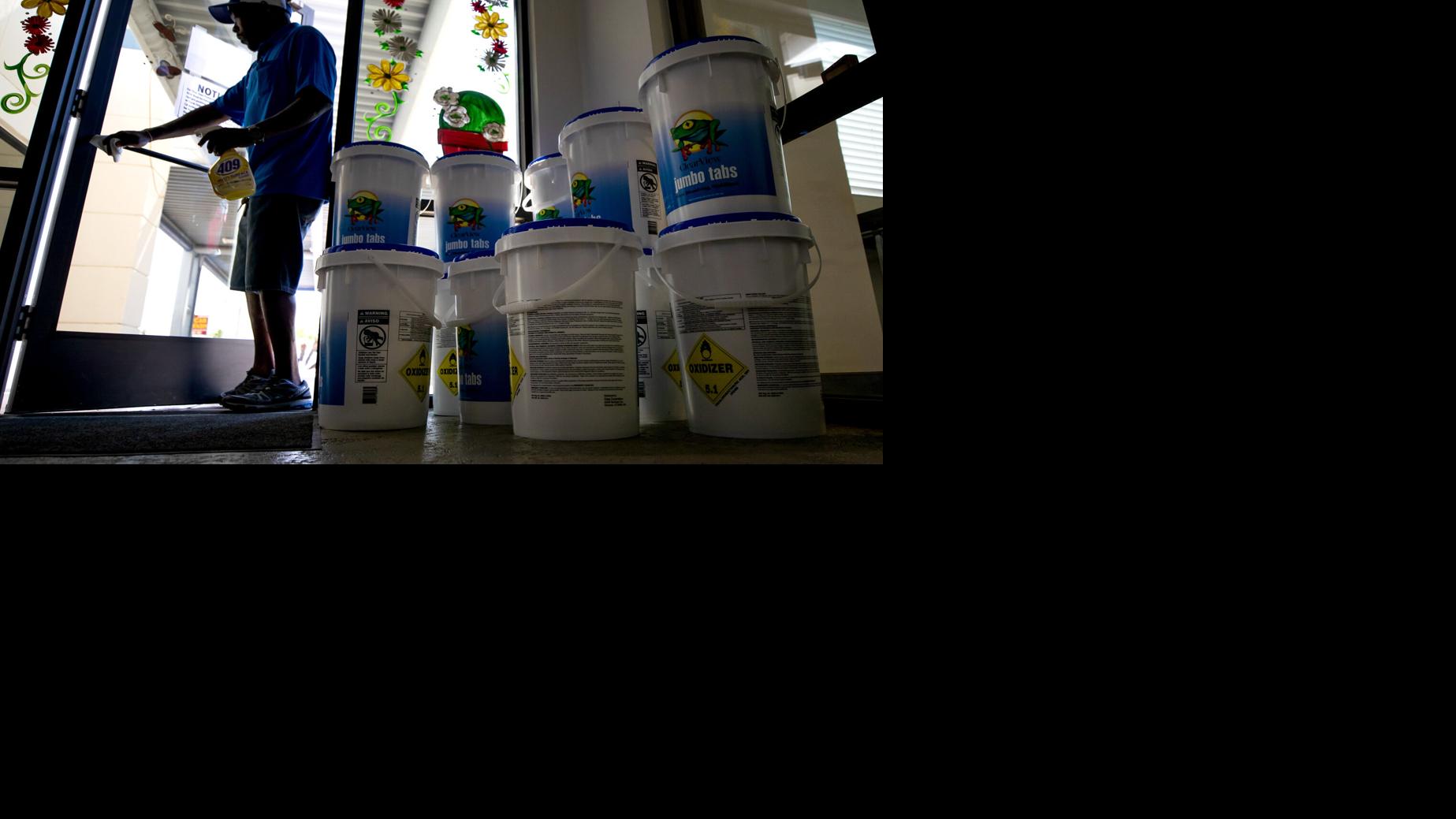 Tucson pool owners face higher prices for harder-to-find chlorine tabs | Local news