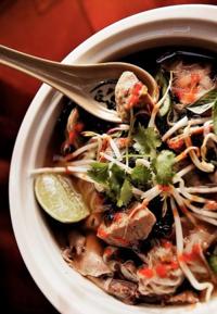 Tucson Thai restaurant revamping lunch menu