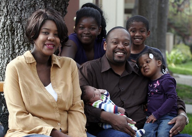 Siblings who helped deliver baby 'didn't freak out,' mom marvels   