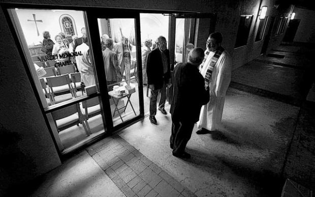 Holiday service helps those feeling loss  