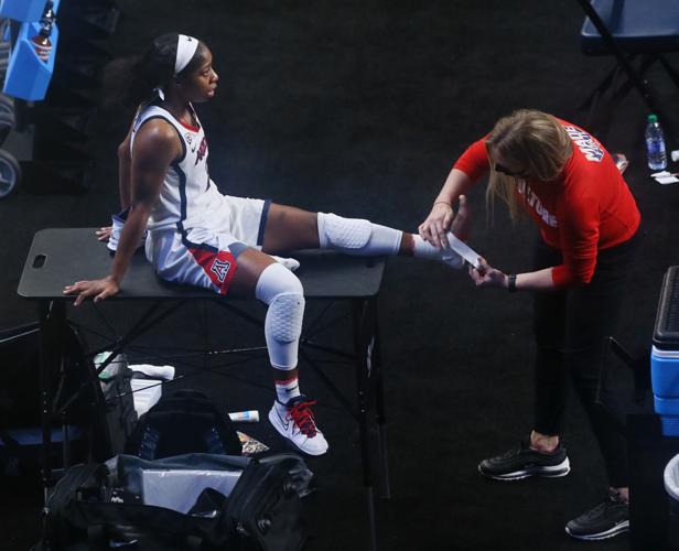 033021-spt-ncaa women-p13.jpg