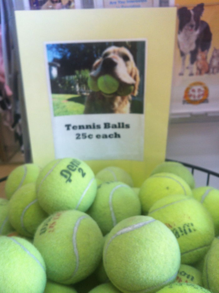 FREE SHIP Support our nonprofit! 25 used tennis balls Ideal Dog & Play Mix 