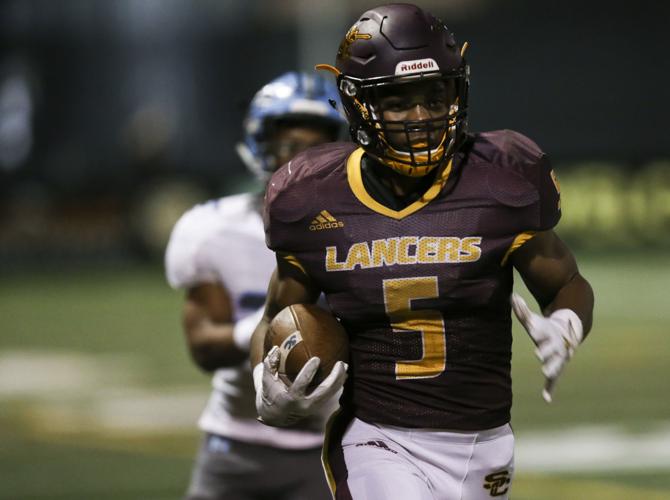 092119-spt-hsfb salpointe-p10.JPG