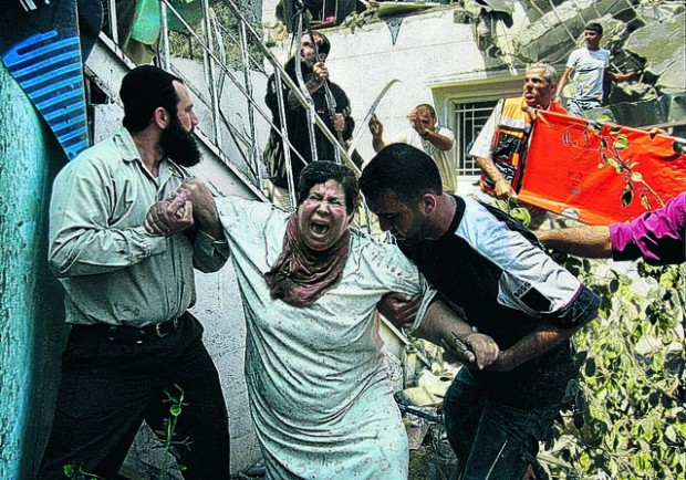 Israeli rockets kill 10 as Gaza truce takes hold  