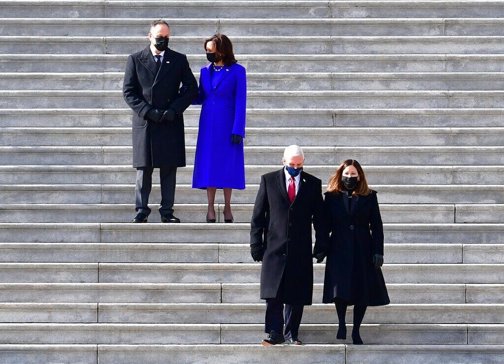 Stephen L. Carter: Kamala Harris could learn from Mike Pence’s subpoena defense