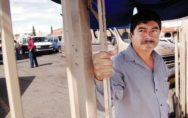 Viajan en 'shuttles' por todo Arizona  