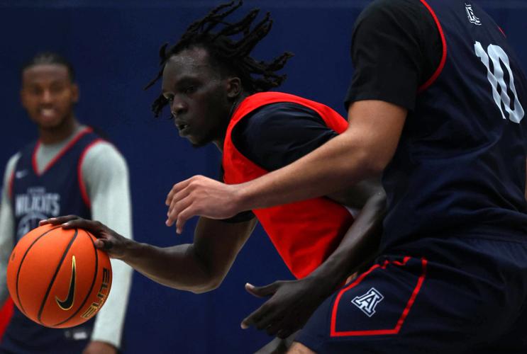Arizona mens basketball practice