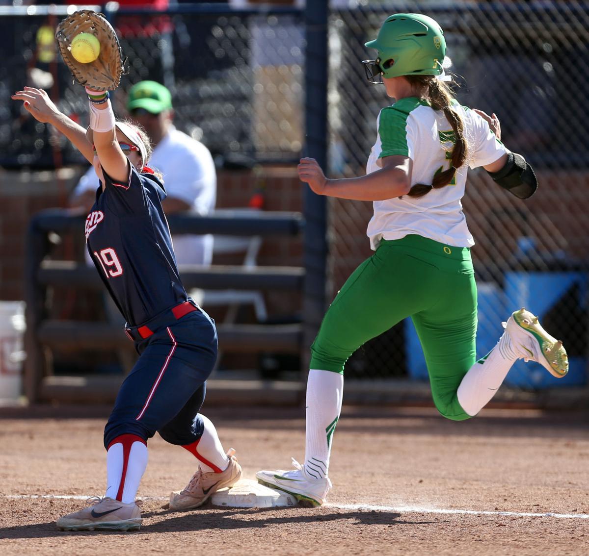 Pac12 alldefensive team Nikki Udria