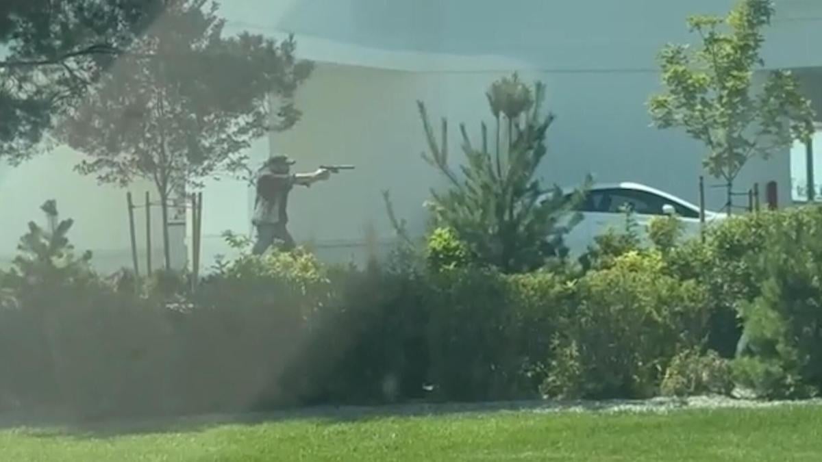 In-N-Out shooting: Citizen, off-duty trooper credited with saving lives
