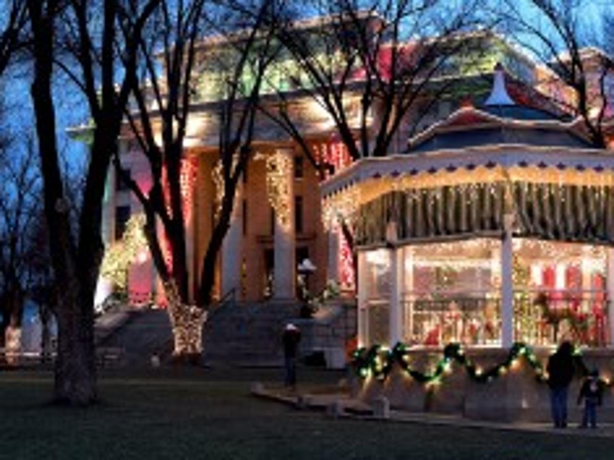 Christmas In Prescott Az 2021 Prescott Celebrating In Arizona S Christmas City Arizona And Regional News Tucson Com Christmas In Prescott Az 2021 Prescott Celebrating In Arizona S Christmas City Arizona And Regional News Tucson Com
