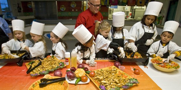 Homer Davis students get taste of cooking   