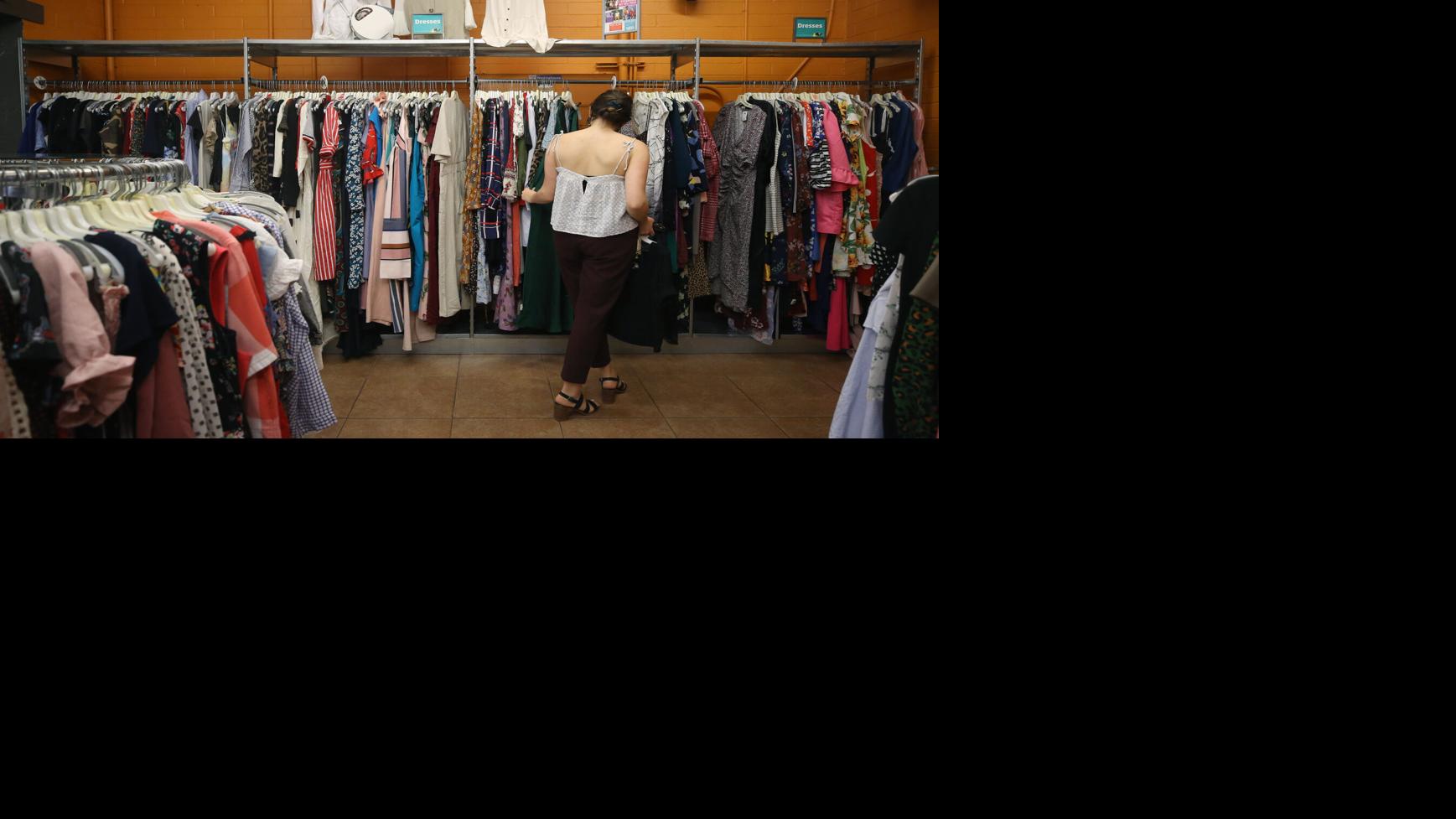 5 Reasons to Shop at a Thrift Store vs. a Consignment Shop