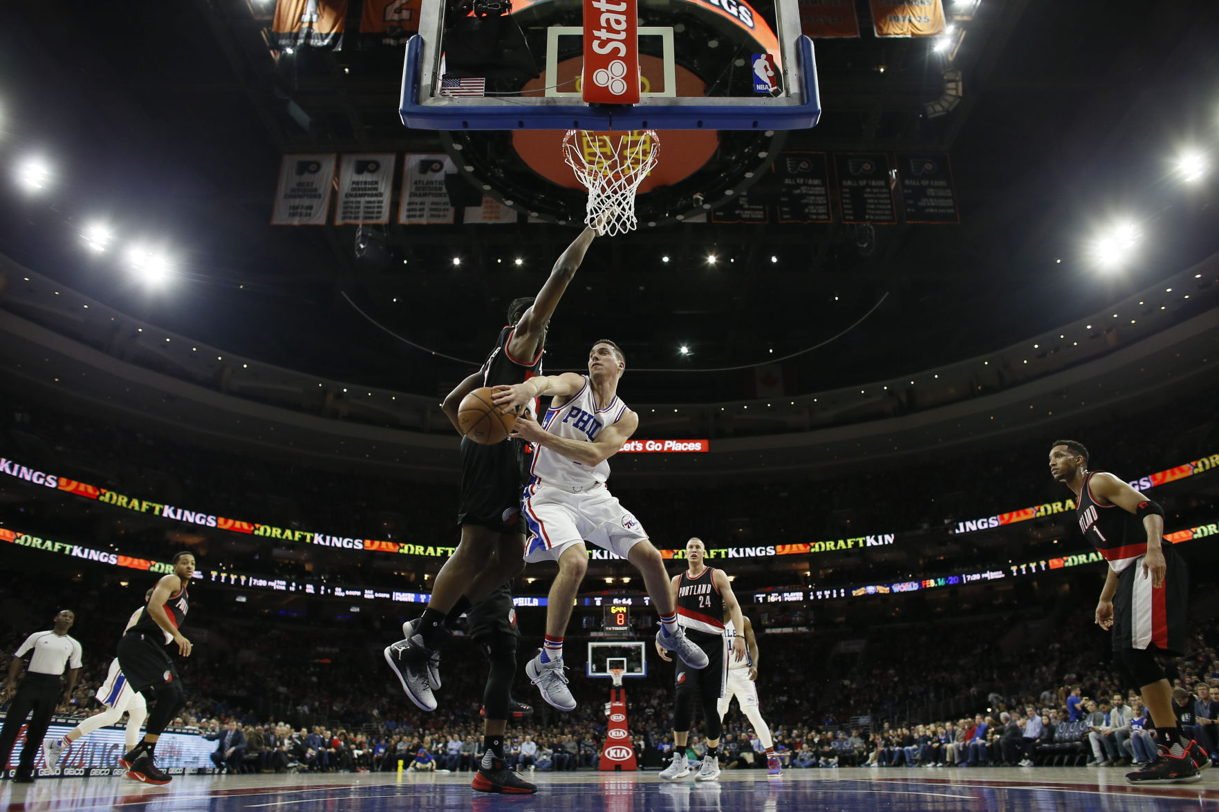 tj mcconnell dunk